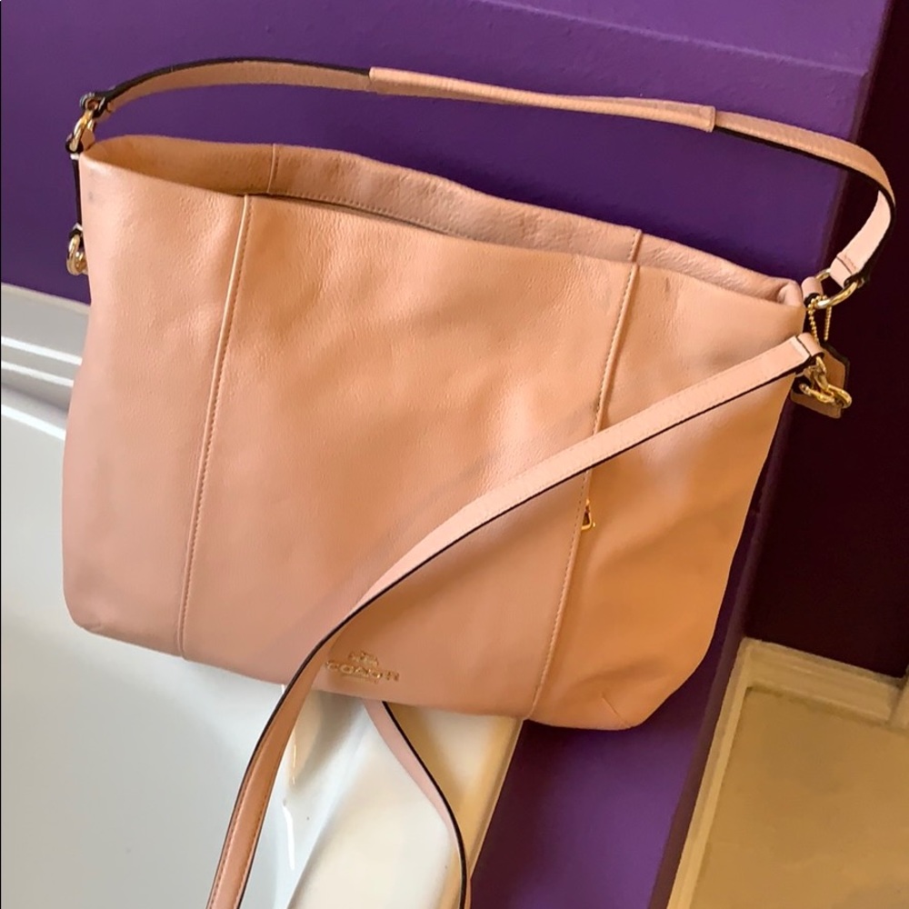 Genuine Coach leather purse in BLUSH ❤️!!!
